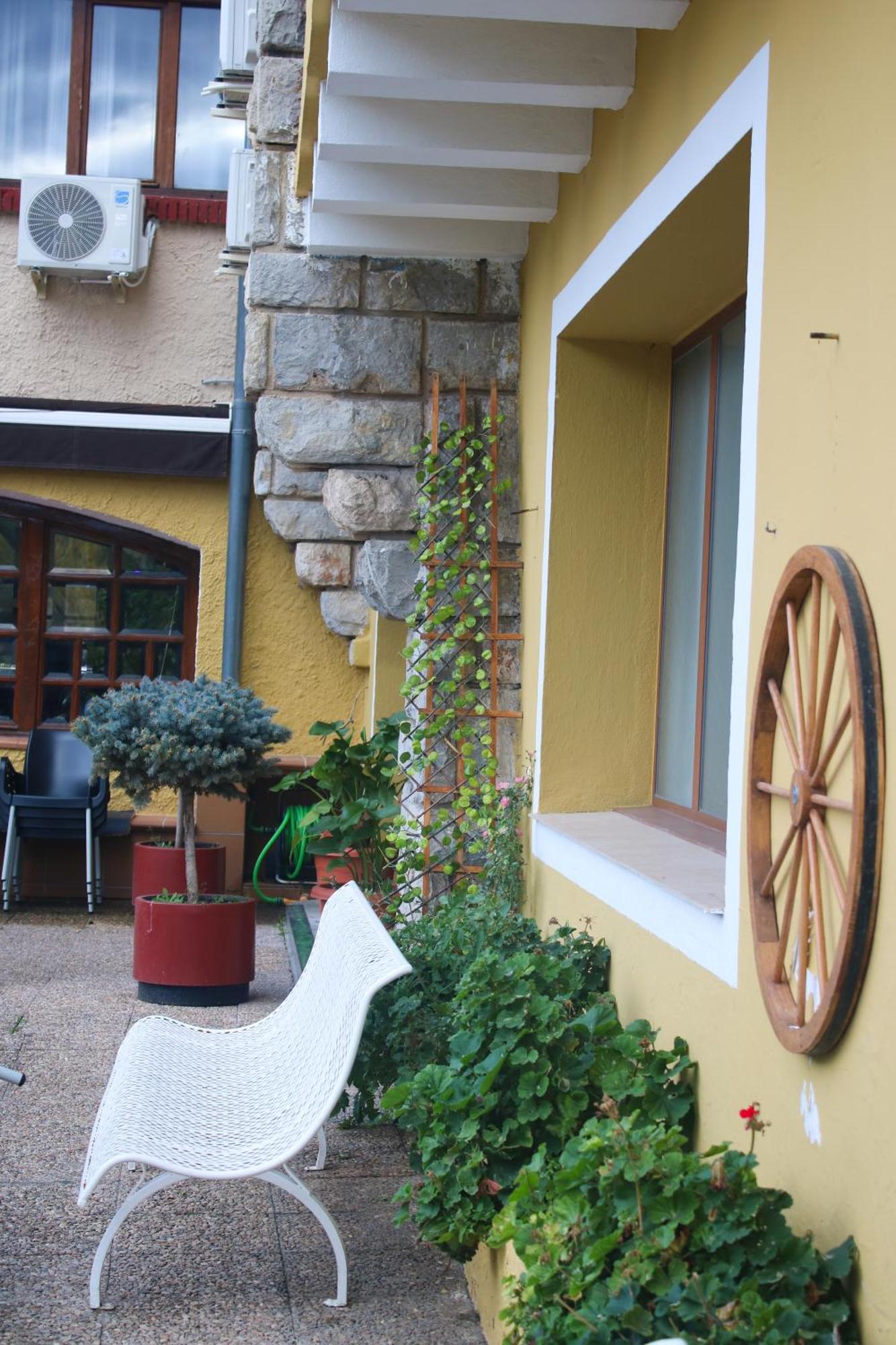 Hotel El Molino De Pancorbo Bagian luar foto
